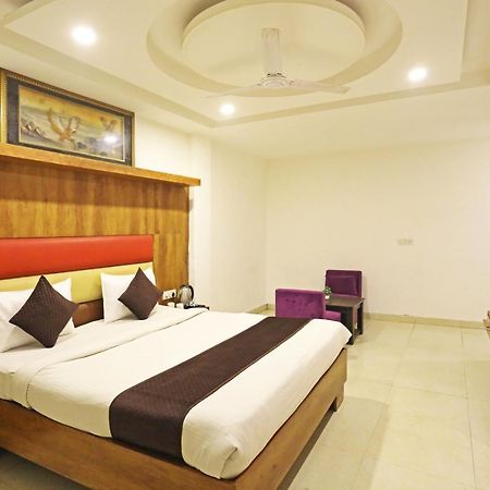 Hotel Sm Suits Near Delhi Airport-Unit By Grand Urban Luxury Nueva Delhi Exterior foto
