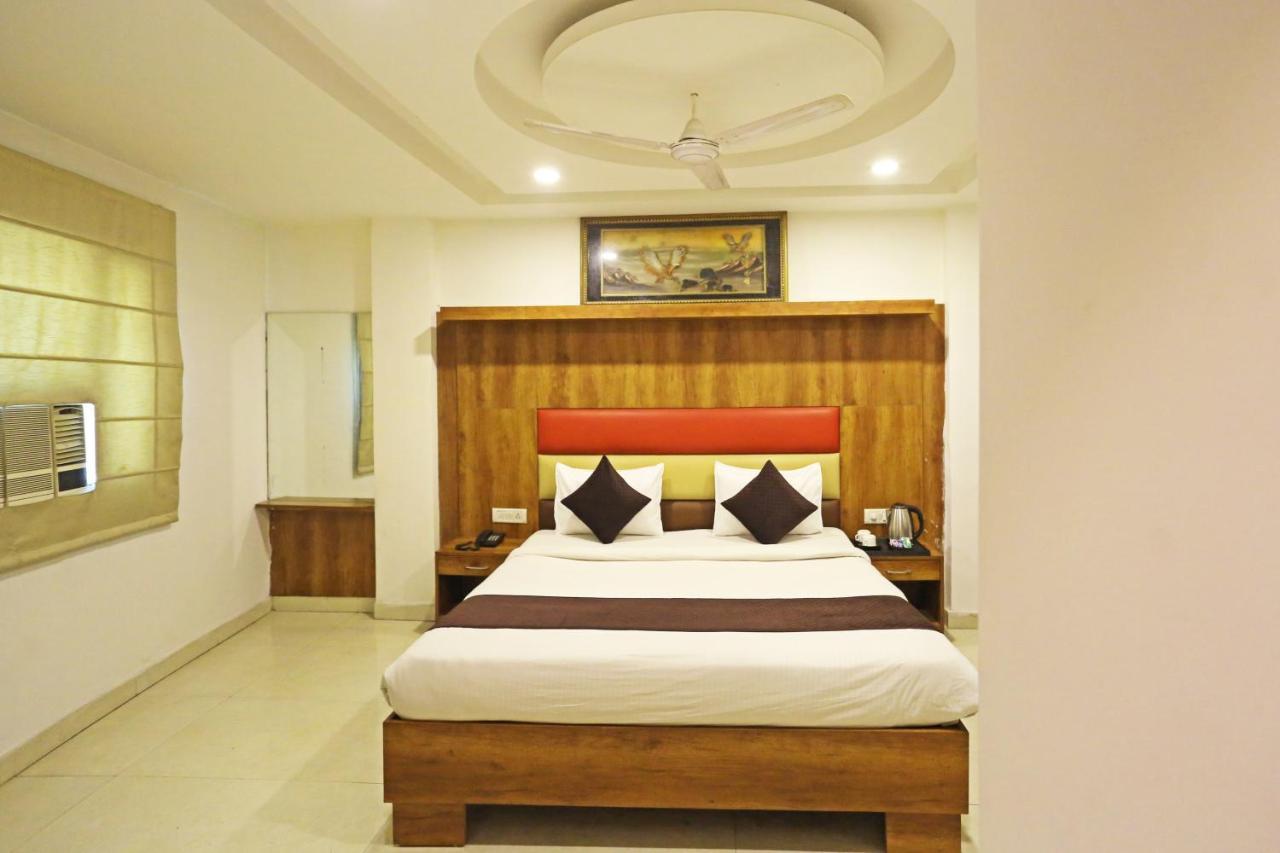 Hotel Sm Suits Near Delhi Airport-Unit By Grand Urban Luxury Nueva Delhi Exterior foto