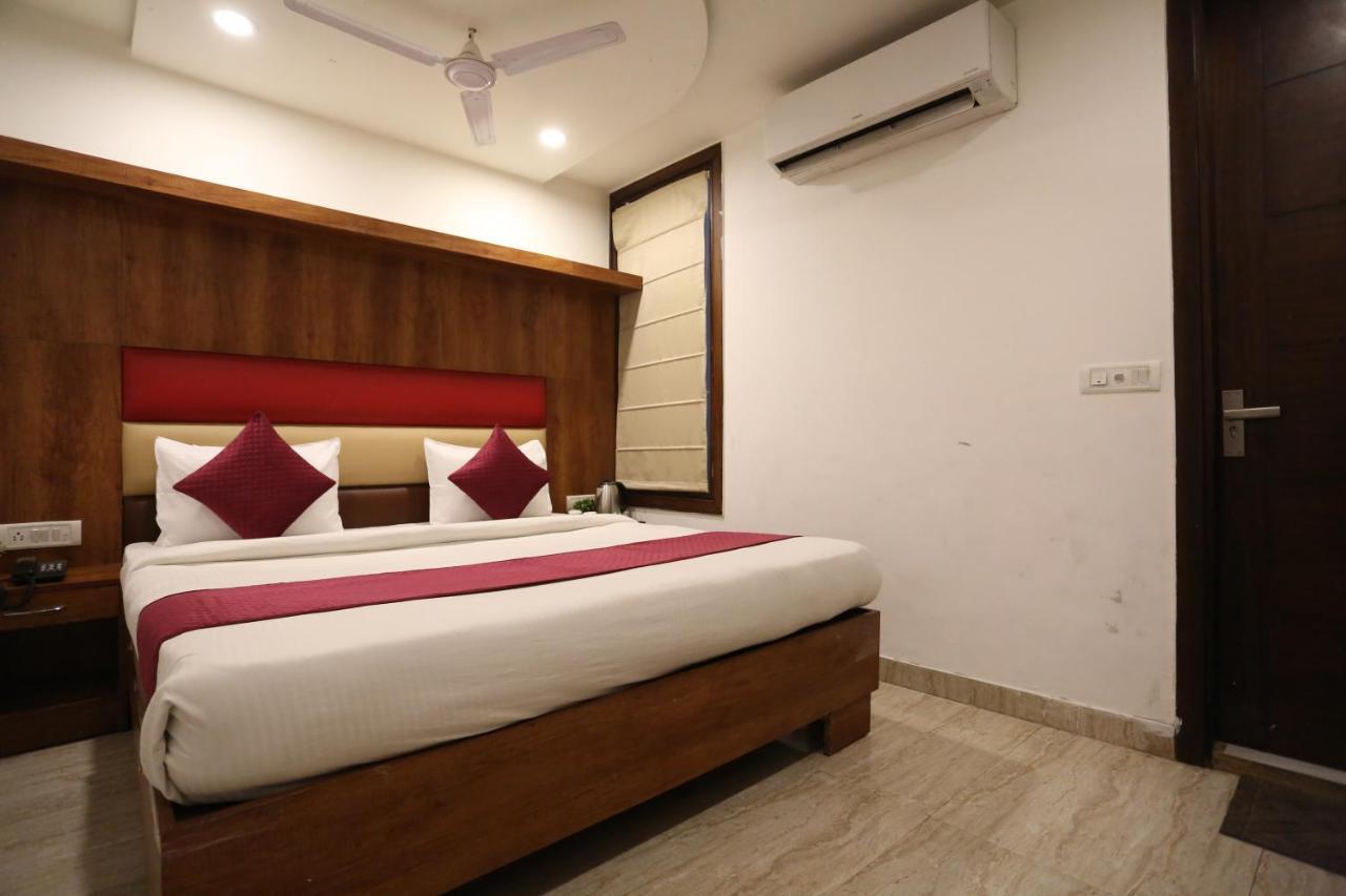 Hotel Sm Suits Near Delhi Airport-Unit By Grand Urban Luxury Nueva Delhi Exterior foto