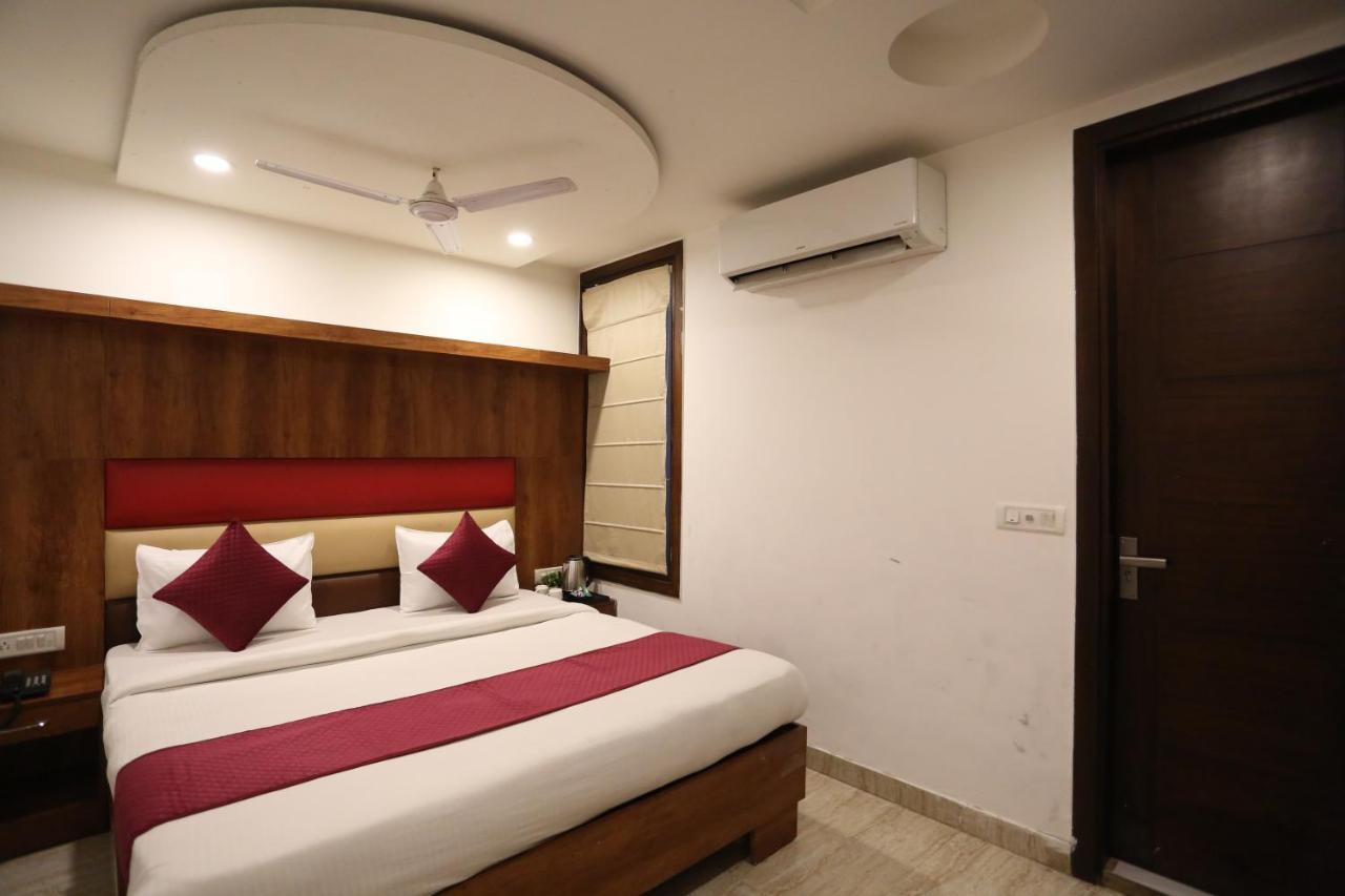 Hotel Sm Suits Near Delhi Airport-Unit By Grand Urban Luxury Nueva Delhi Exterior foto
