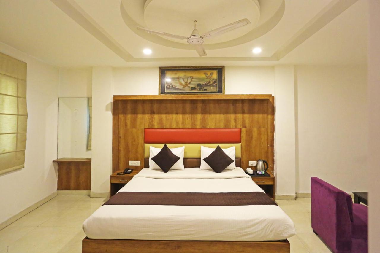 Hotel Sm Suits Near Delhi Airport-Unit By Grand Urban Luxury Nueva Delhi Exterior foto