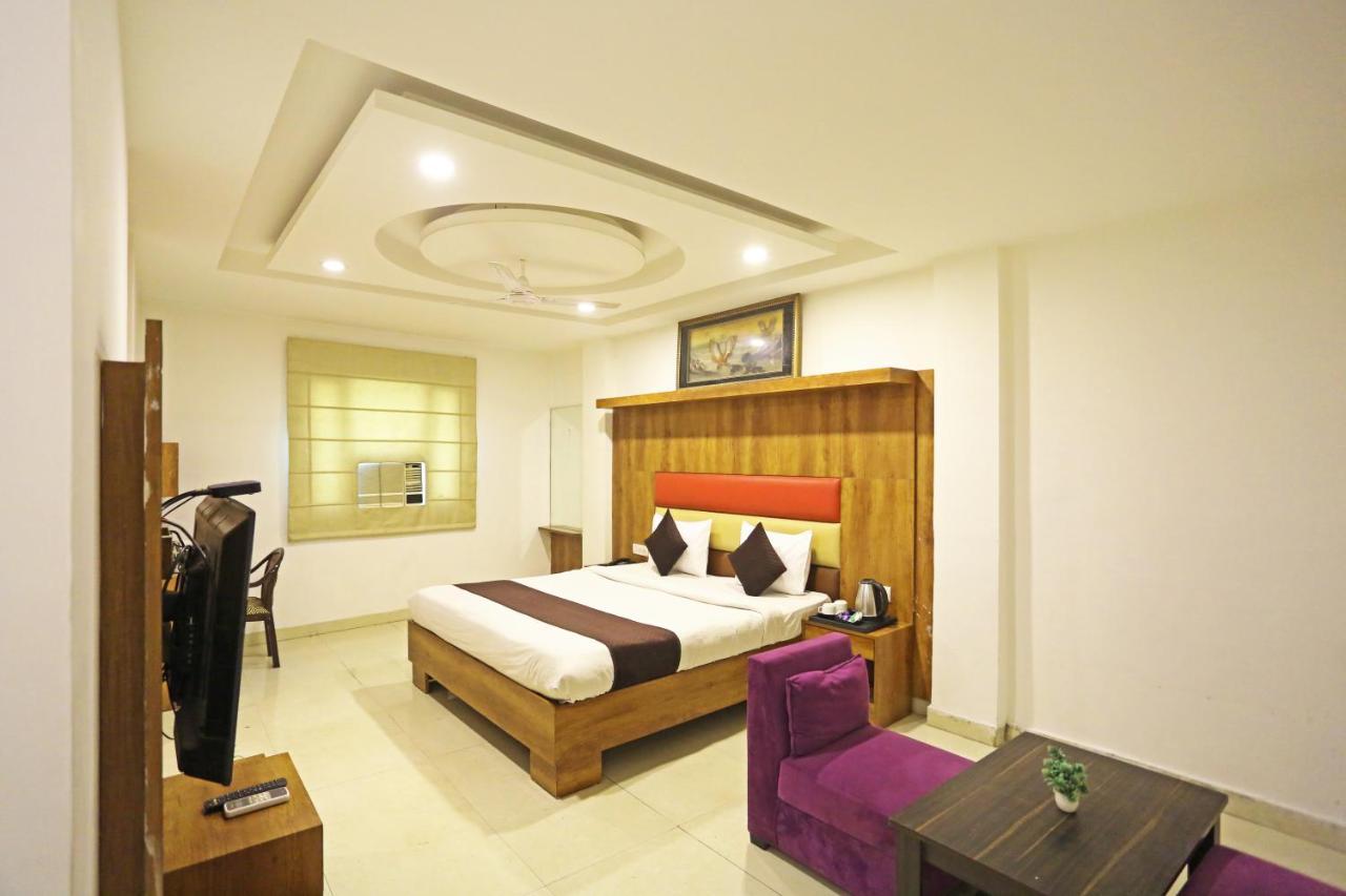 Hotel Sm Suits Near Delhi Airport-Unit By Grand Urban Luxury Nueva Delhi Exterior foto